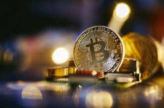现货量化软件哪里找？金融软件研发服务助你一探究竟